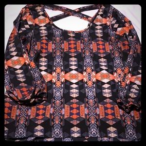 Like NEW, Aztec print, boutique blouse. Size M!